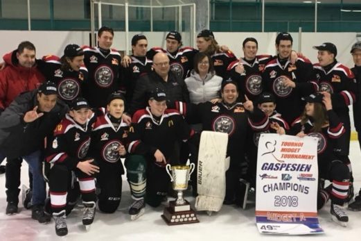 Tournoi midget de New Richmond : Moosehead du Rocher grand gagnant