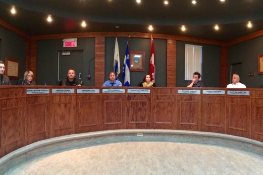 Chandler : le salaire du directeur des travaux publics passe de 100 000$ à 76 500$